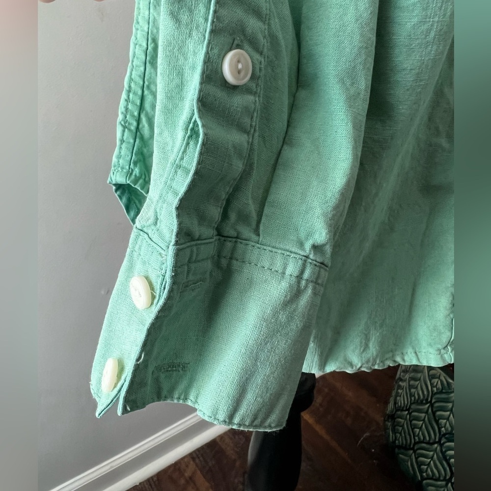 J. Crew button down size 2 - Picture 9 of 9